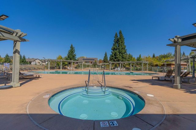 73 Quail Hollow Ln, Copperopolis, CA 95228