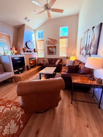 73 Quail Hollow Ln, Copperopolis, CA 95228