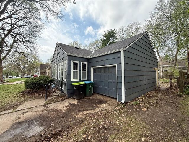 5410 Briar Street, Roeland Park, KS 66205