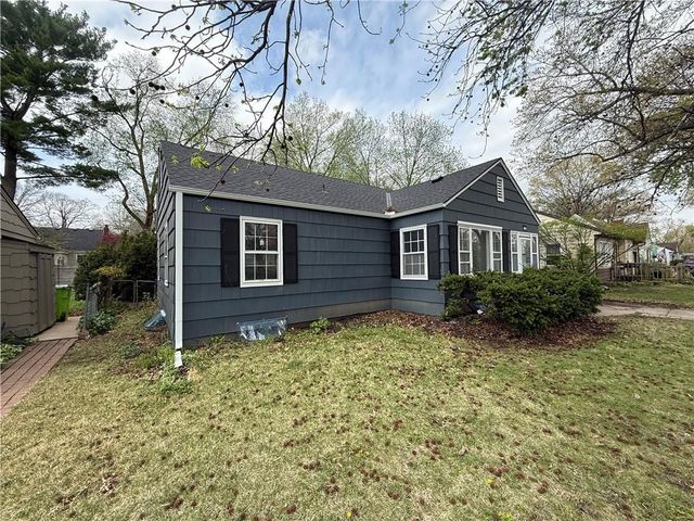 5410 Briar Street, Roeland Park, KS 66205