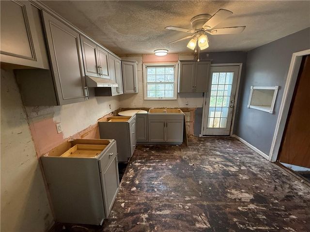 5410 Briar Street, Roeland Park, KS 66205