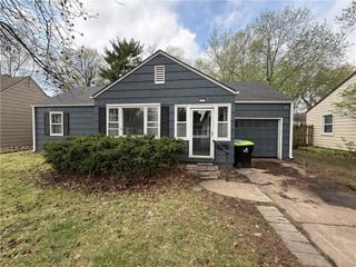 5410 Briar Street, Roeland Park, KS 66205
