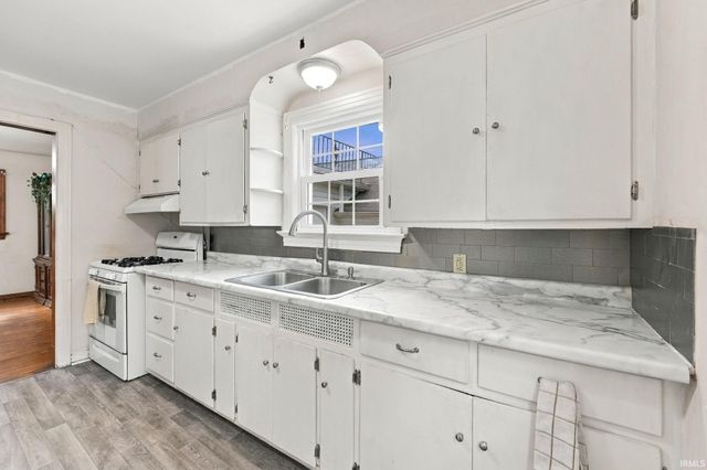 3226 Bowser Avenue, Fort Wayne, IN 46806