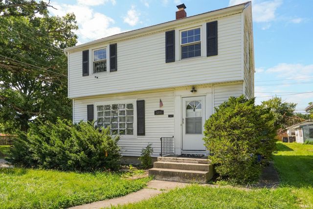 3226 Bowser Avenue, Fort Wayne, IN 46806