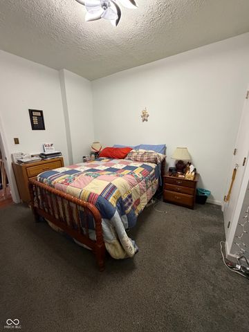 323 S Walnut Street, Batesville, IN 47006