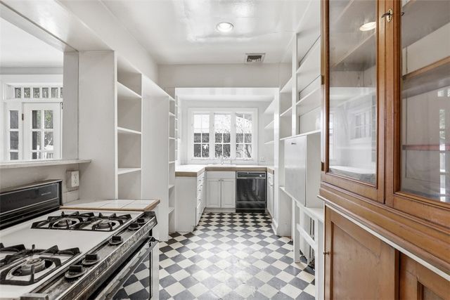 5928 Kentucky Ave, Shadyside, PA 15232