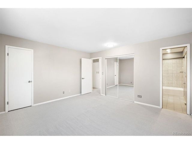 4523 W Ponds Cir, Littleton, CO 80123