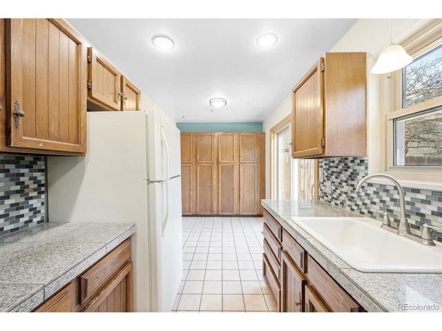 4523 W Ponds Cir, Littleton, CO 80123