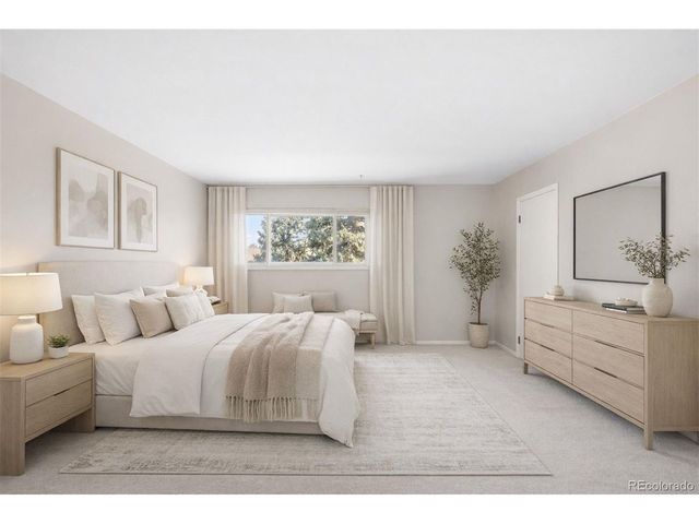 4523 W Ponds Cir, Littleton, CO 80123