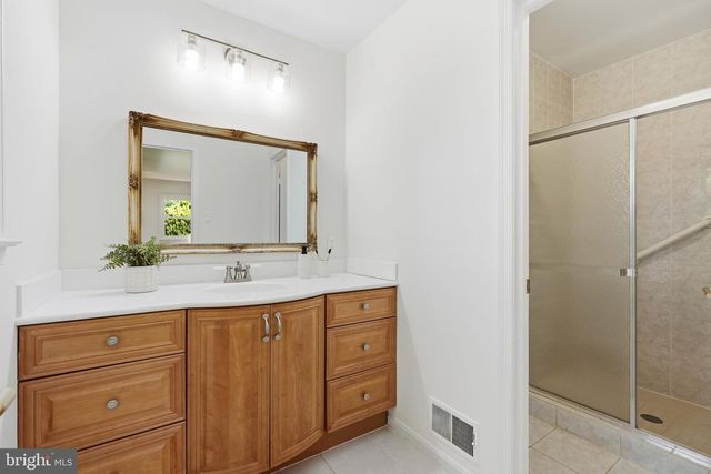 3425 BEDIVERE CT, Annandale, VA 22003