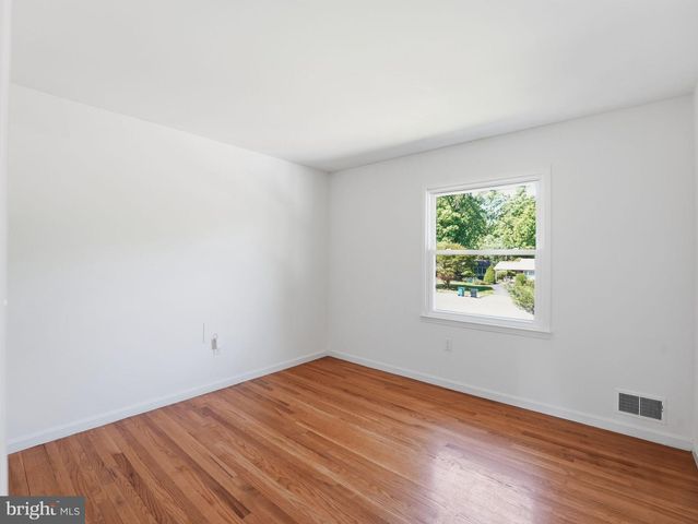 3425 BEDIVERE CT, Annandale, VA 22003