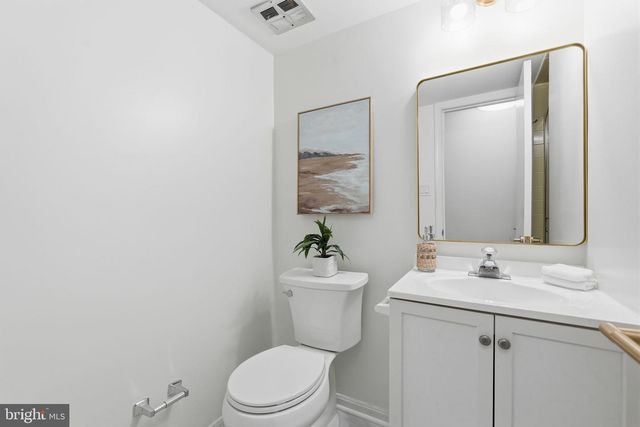 3425 BEDIVERE CT, Annandale, VA 22003