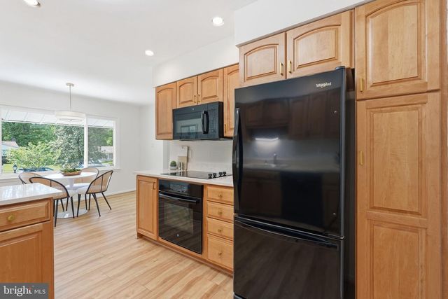 3425 BEDIVERE CT, Annandale, VA 22003