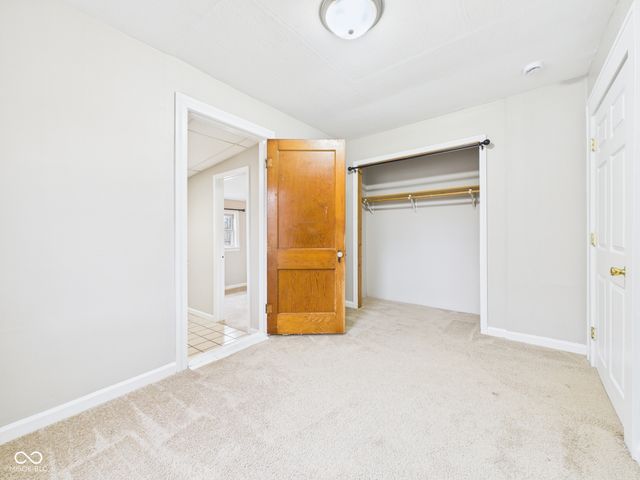 204 E 34th Street, Anderson, IN 46013