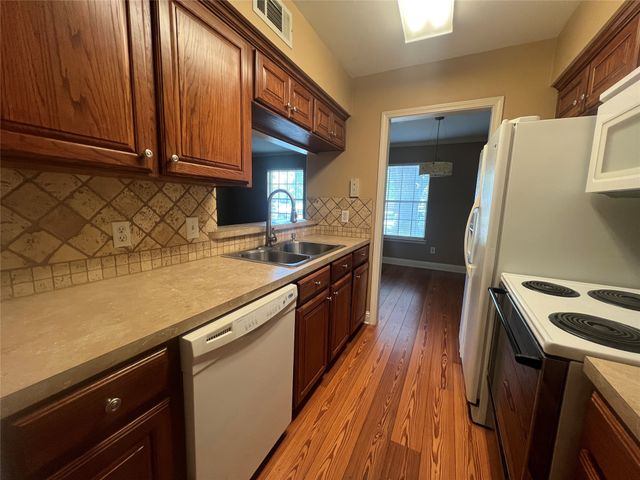 3730 FAIRFIELD Avenue 129, Shreveport, LA 71104