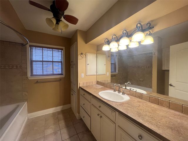 3730 FAIRFIELD Avenue 129, Shreveport, LA 71104