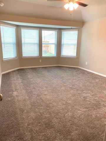 2421 Bear Creek, Rosharon, TX 77583