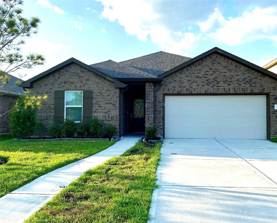2421 Bear Creek, Rosharon, TX 77583
