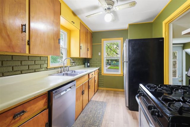 1808 Park Avenue, Kalamazoo, MI 49004