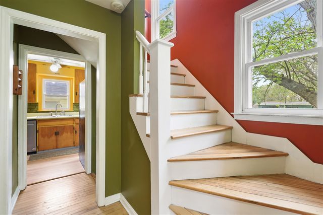 1808 Park Avenue, Kalamazoo, MI 49004
