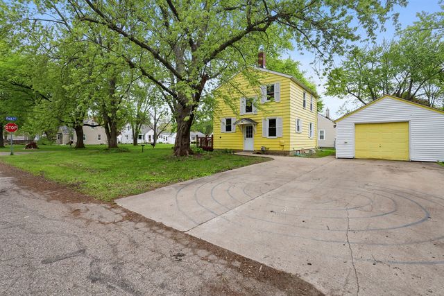 1808 Park Avenue, Kalamazoo, MI 49004
