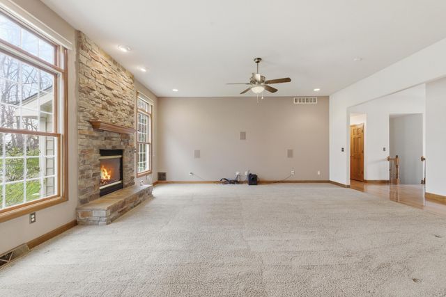 441 Meadowbrook Drive, Valparaiso, IN 46383