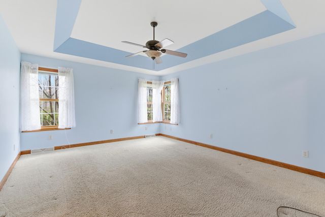 441 Meadowbrook Drive, Valparaiso, IN 46383