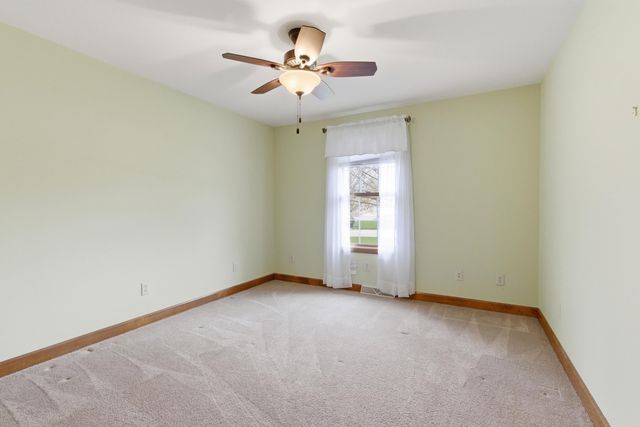 441 Meadowbrook Drive, Valparaiso, IN 46383