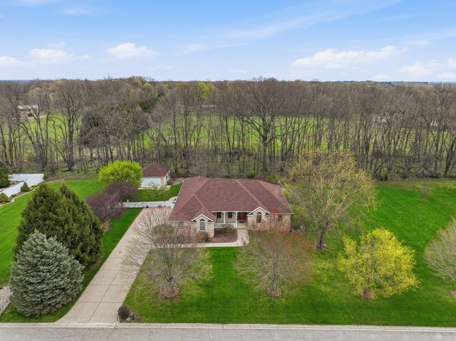 441 Meadowbrook Drive, Valparaiso, IN 46383