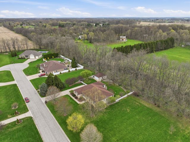441 Meadowbrook Drive, Valparaiso, IN 46383