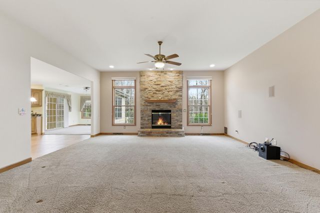441 Meadowbrook Drive, Valparaiso, IN 46383