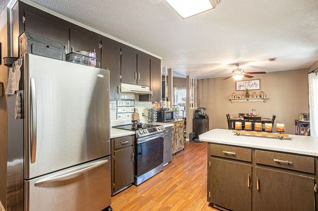 1178 Meadowlake Dr, Ozark, AL 36360