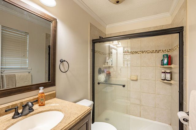 1178 Meadowlake Dr, Ozark, AL 36360