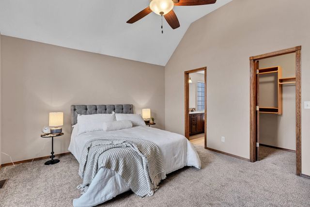 1630 E Windwood Cir, Derby, KS 67037