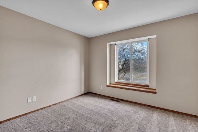 1630 E Windwood Cir, Derby, KS 67037