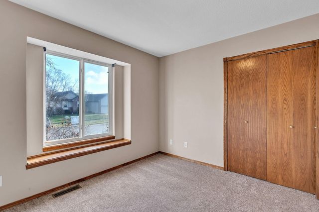 1630 E Windwood Cir, Derby, KS 67037