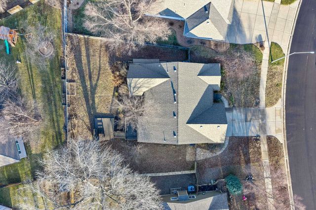 1630 E Windwood Cir, Derby, KS 67037