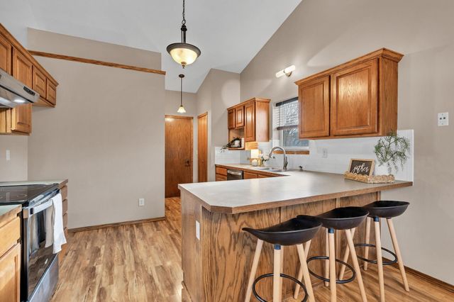 1630 E Windwood Cir, Derby, KS 67037