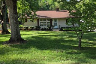 999 Ben Lee Road, Thomasville, NC 27360
