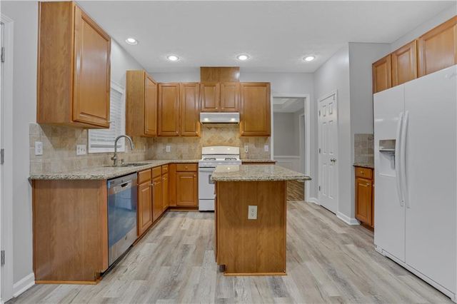 2780 School Side Way, Lawrenceville, GA 30044