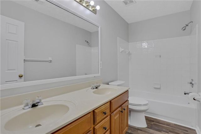 2780 School Side Way, Lawrenceville, GA 30044