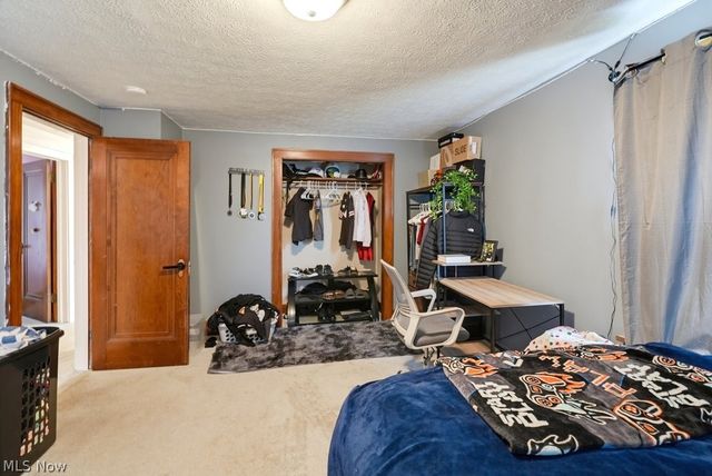 2390 Roth Drive, Cuyahoga Falls, OH 44221