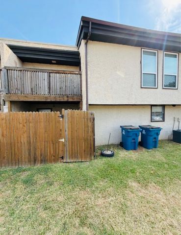 711 Harbour Town Drive 3, Lake Dallas, TX 75065