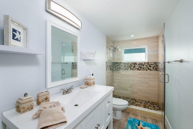 105 Caloosa Street, Plantation Key, FL 33070