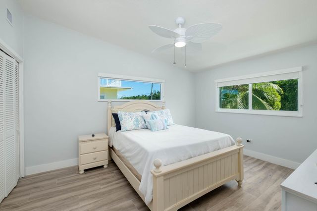 105 Caloosa Street, Plantation Key, FL 33070