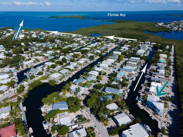 105 Caloosa Street, Plantation Key, FL 33070