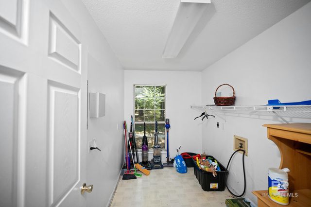 1720 Leroy Stevens Road, Mobile, AL 36695