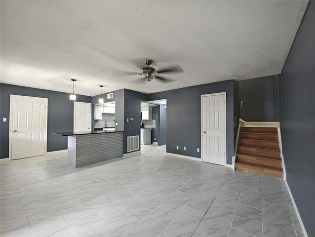 2252 Shadowdale Drive 362, Houston, TX 77043