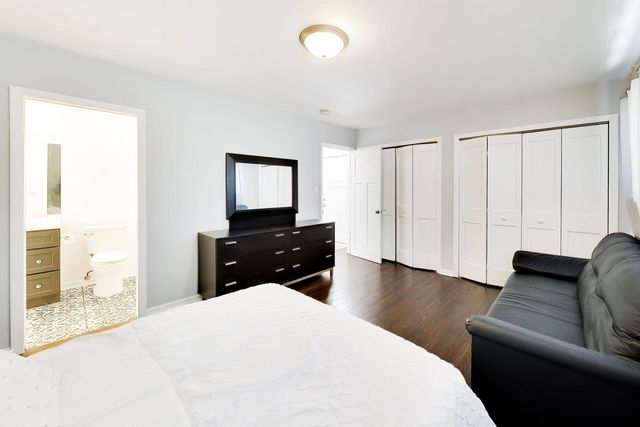 339 N Emroy Avenue, Elmhurst, IL 60126