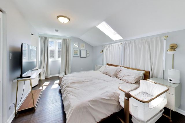 339 N Emroy Avenue, Elmhurst, IL 60126